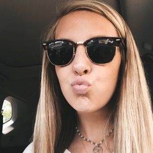 Meet your Posher, Kristen